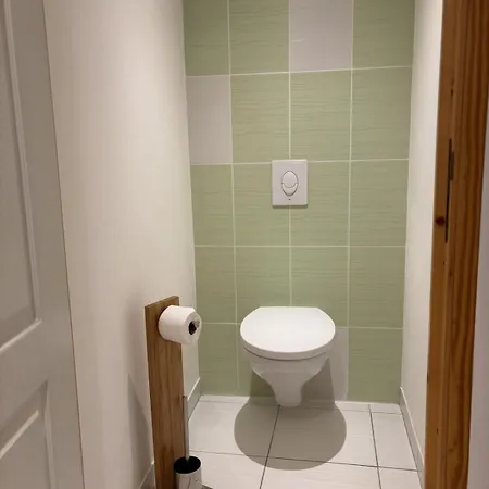 Spacious 67sqm Near Strasbourg Appartamento Bischheim