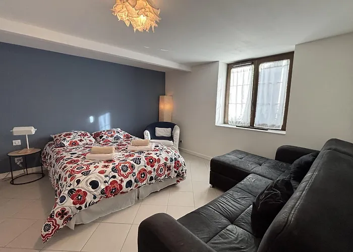 Spacious 67sqm Near Strasbourg Daire *